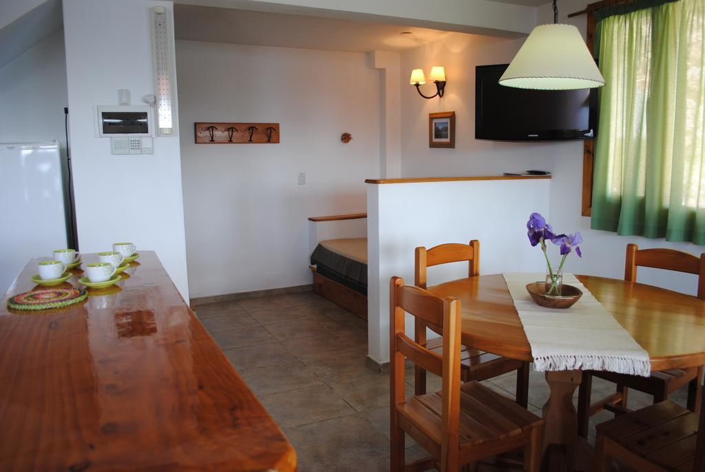 Alun Bungalows Apart Bariloche Pokój zdjęcie